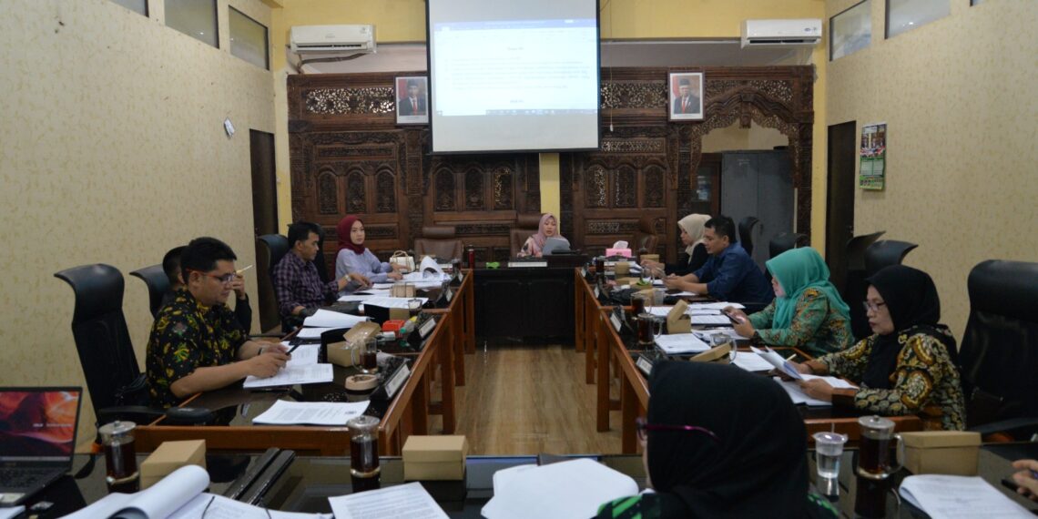 Pansus DPRD Pembahasan Raperda