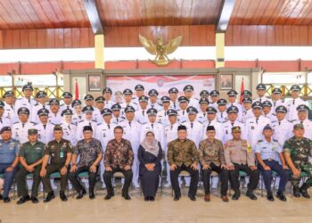 Pimpinan DPRD menghadiri Pelantikan Kepala Desa Tahun 2023