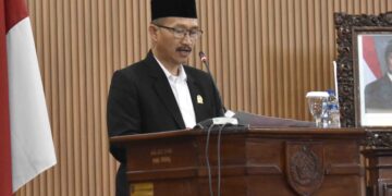 Pemandangan Umum Fraksi-Fraksi Terhadap Raperda Nomor 12 Tahun 2021