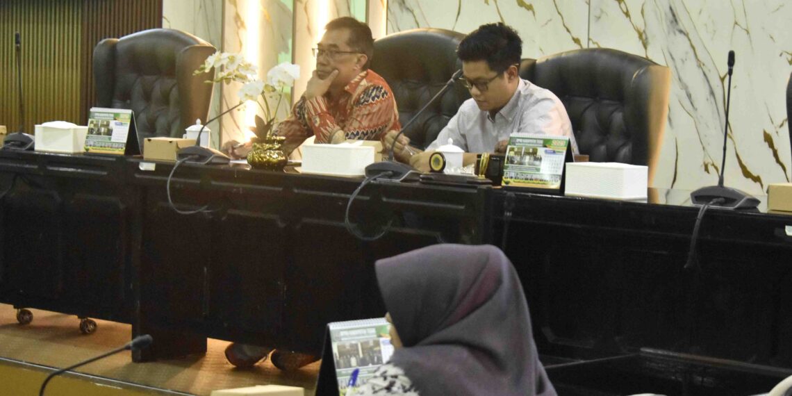 Komisi II DPRD Kabupaten Tegal Menerima Audensi Paguyuban Pedagang Pasar Tradisional