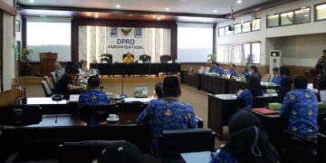 Pansus X DPRD Kabupaten Tegal Gelar Rapat Pembahasan LKPJ Bupati Tahun Anggaran 2024