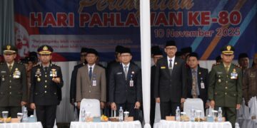 Pimpinan DPRD  Kabupaten Tegal Hadiri Upacara Hari Pahlawan ke-80