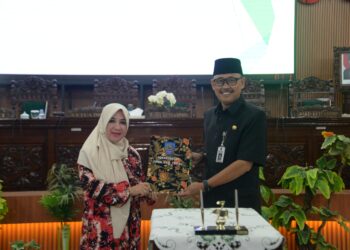 Rapat Paripurna DPRD Kabupaten Tegal Tetapkan Program Pembentukan Perda Tahun 2026