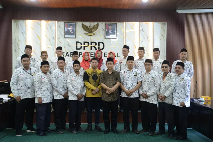 PGSI Kabupaten Tegal Audiensi dengan DPRD, Dorong Pemerataan Kesejahteraan Guru Swasta dan Negeri