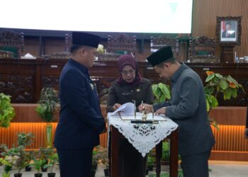 Dana Transfer Pemerintah Pusat Dipotong Rp360 M, Pendapatan RAPBD Kabupaten Tegal 2026 Turun Rp249 M