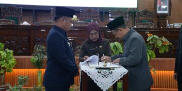 Dana Transfer Pemerintah Pusat Dipotong Rp360 M, Pendapatan RAPBD Kabupaten Tegal 2026 Turun Rp249 M