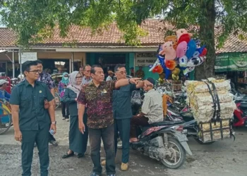 Sidak Pasar Pangkah, Komisi II DPRD Kabupaten Tegal Terima Keluhan Parkir dan Saluran Perlu Perbaikan