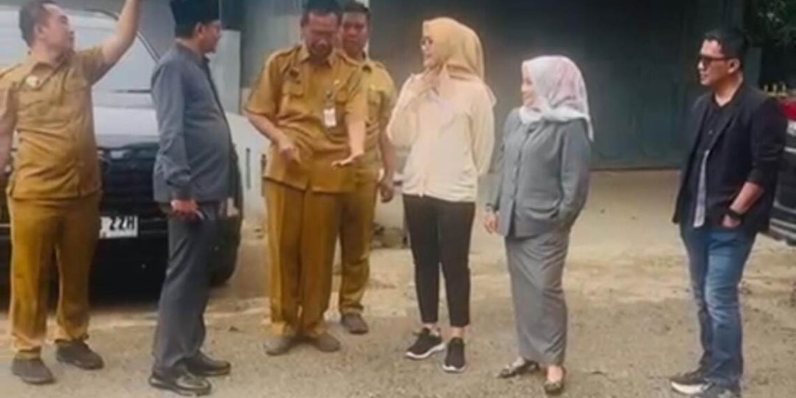 Jalan Pagerbarang-Balapulang Tegal Rusak Parah, Banyak Lubang Besar Mengaga