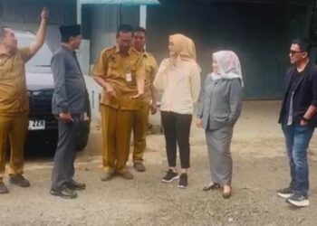 Jalan Pagerbarang-Balapulang Tegal Rusak Parah, Banyak Lubang Besar Mengaga