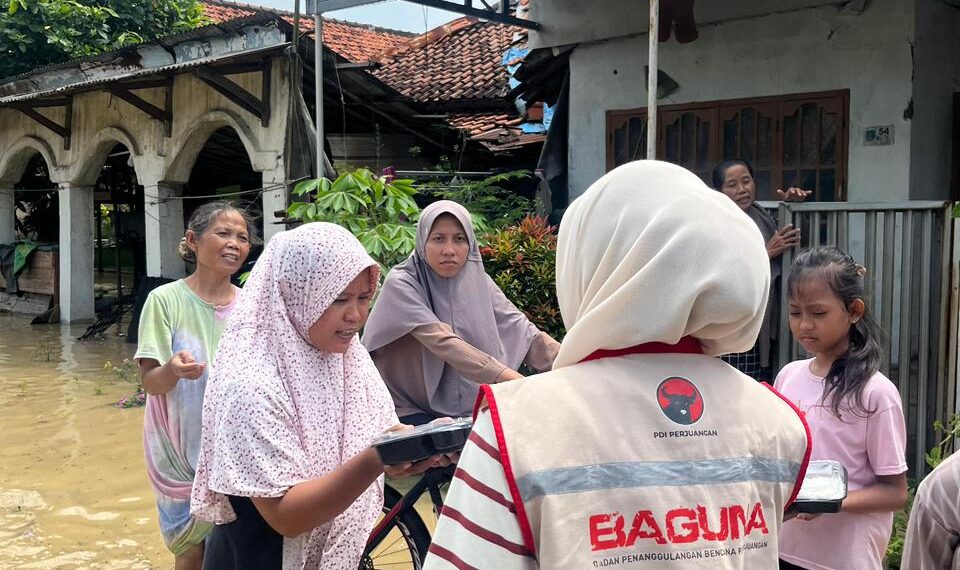 Anggota DPRD Kabupaten Tegal Ragil Tresna Sambangi Warga Terdampak Banjir, Beri Bantuan Sosial