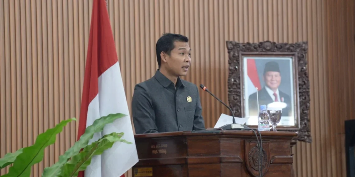 Fraksi PDI Perjuangan DPRD Kabupaten Tegal Keras Tanggapi Usulan Raperda Penanaman Modal