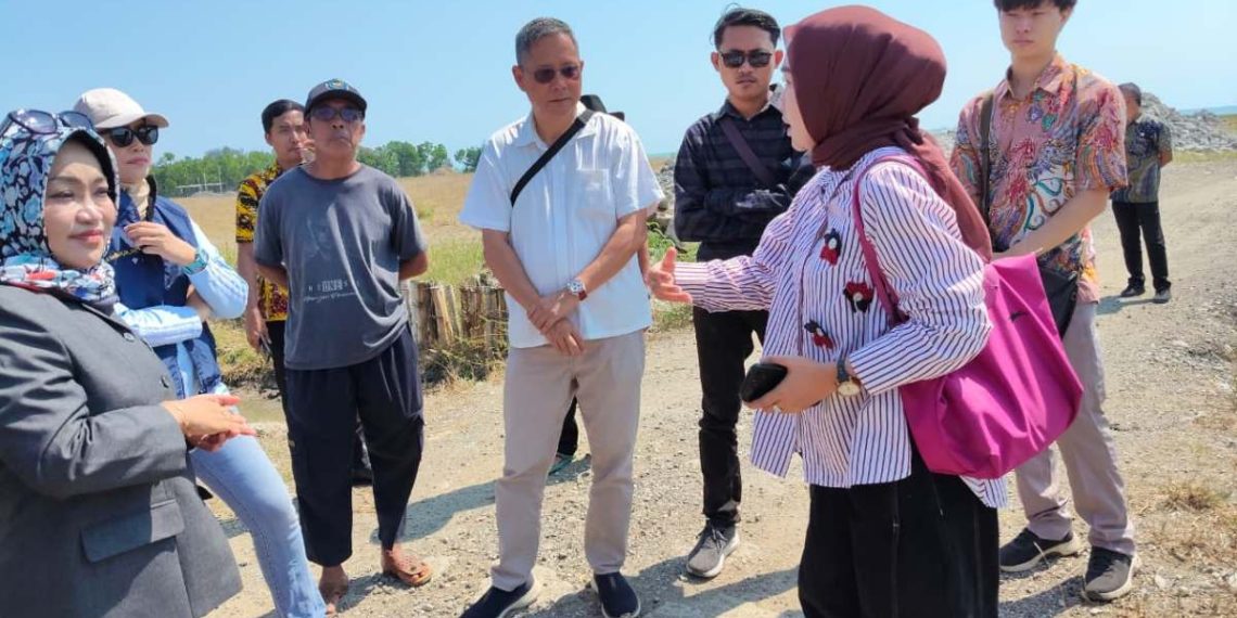 Komisi III DPRD Kabupaten Tegal  Sidak Proyek Dok Kapal di Kramat