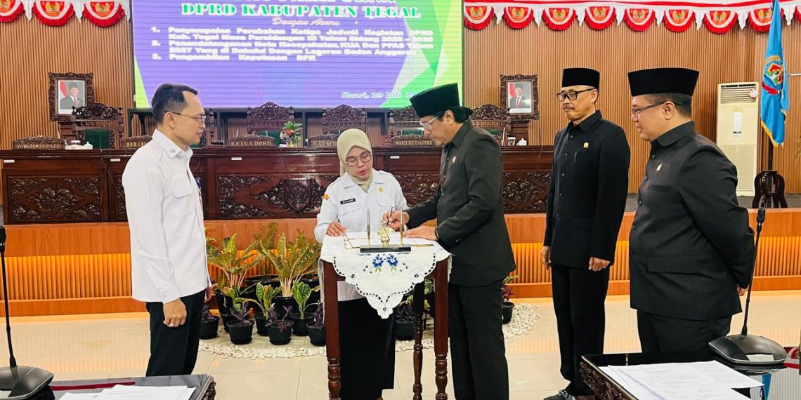 Rapat Paripurna DPRD Kabupaten Tegal, Sahkan 3 Perda,Perda Baru, Atur Permukiman, Pengelolaan Aset Daerah, dan Sumber Daya Air
